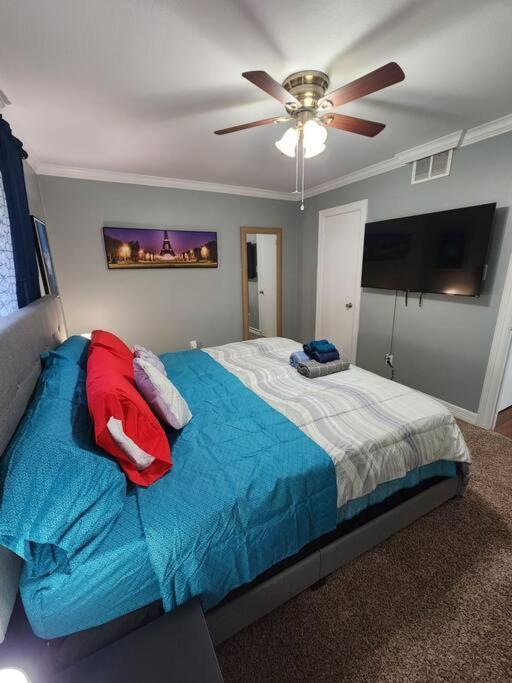Blue Shark *E4* @ Midtown Comfortable 1Br King Apartment Houston Exterior photo