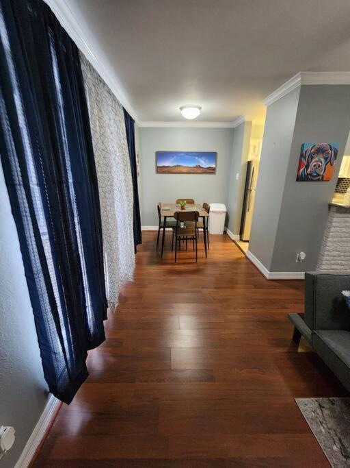 Blue Shark *E4* @ Midtown Comfortable 1Br King Apartment Houston Exterior photo