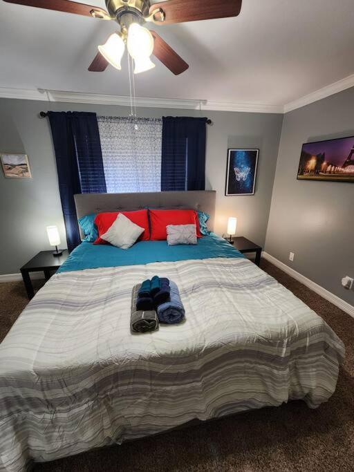 Blue Shark *E4* @ Midtown Comfortable 1Br King Apartment Houston Exterior photo